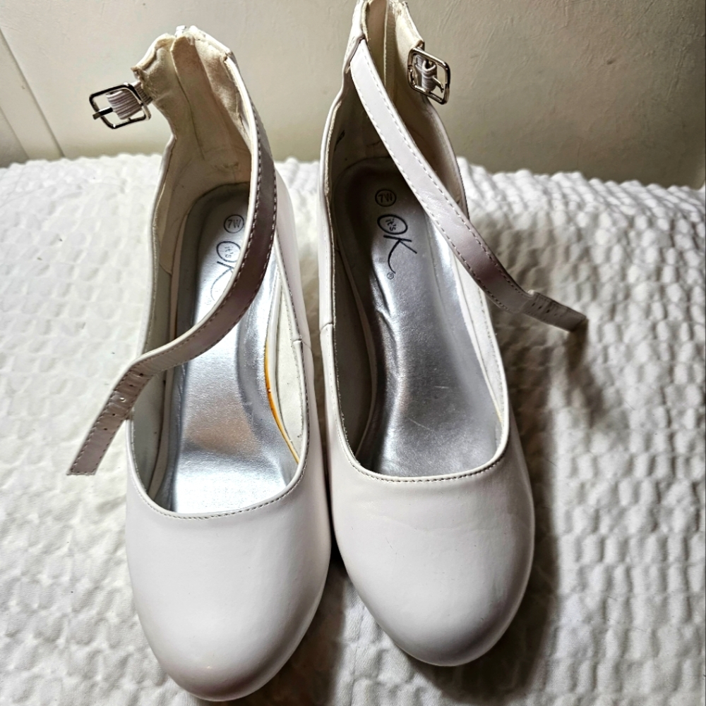 It’s Ok Heels SZ 7W